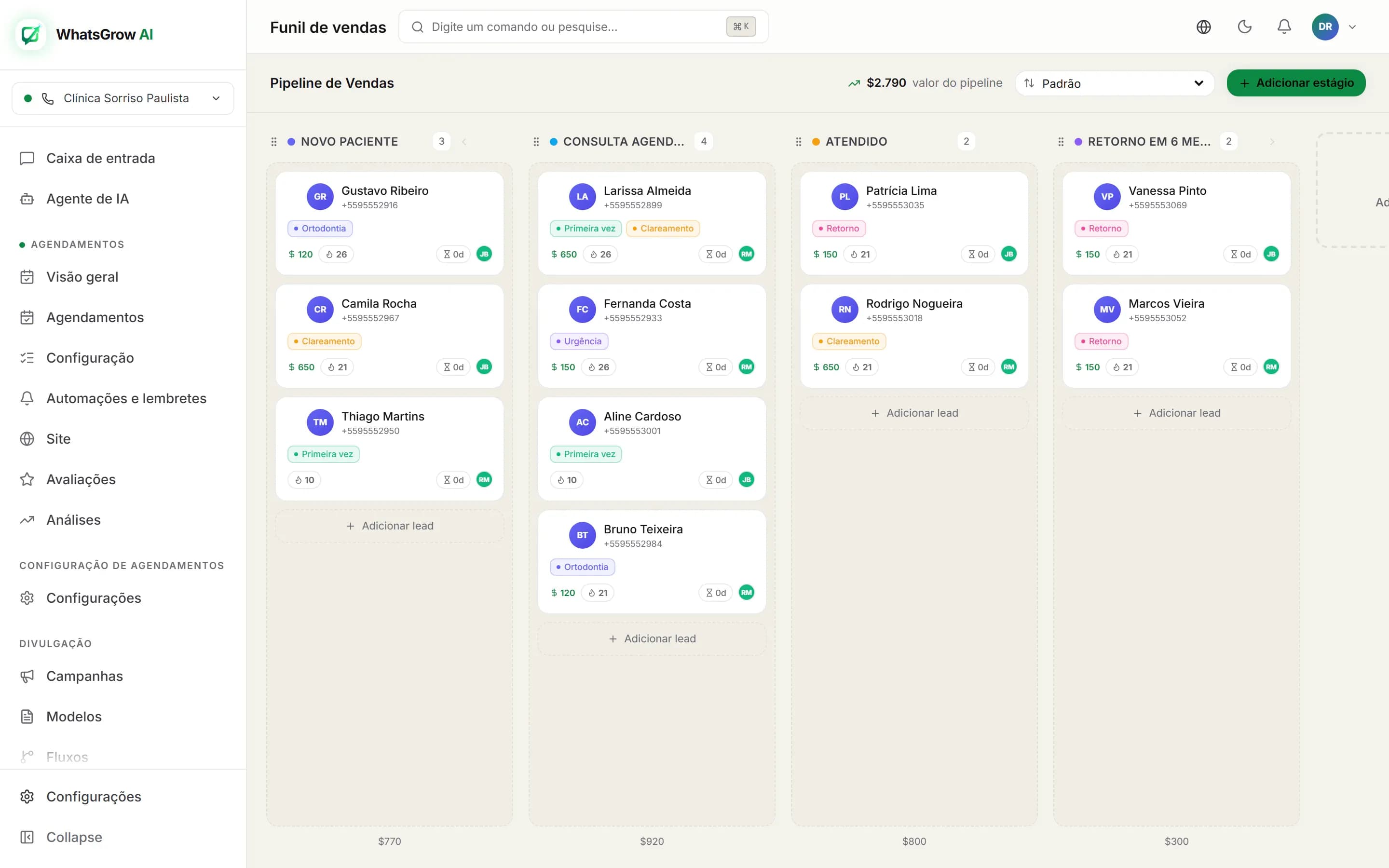 Funil de vendas do WhatsGrow AI em português: cartões de clientes organizados por etapa, com valor e responsável
